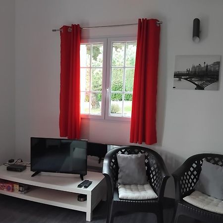 Gite Des Pins Penches Brunville Exterior foto