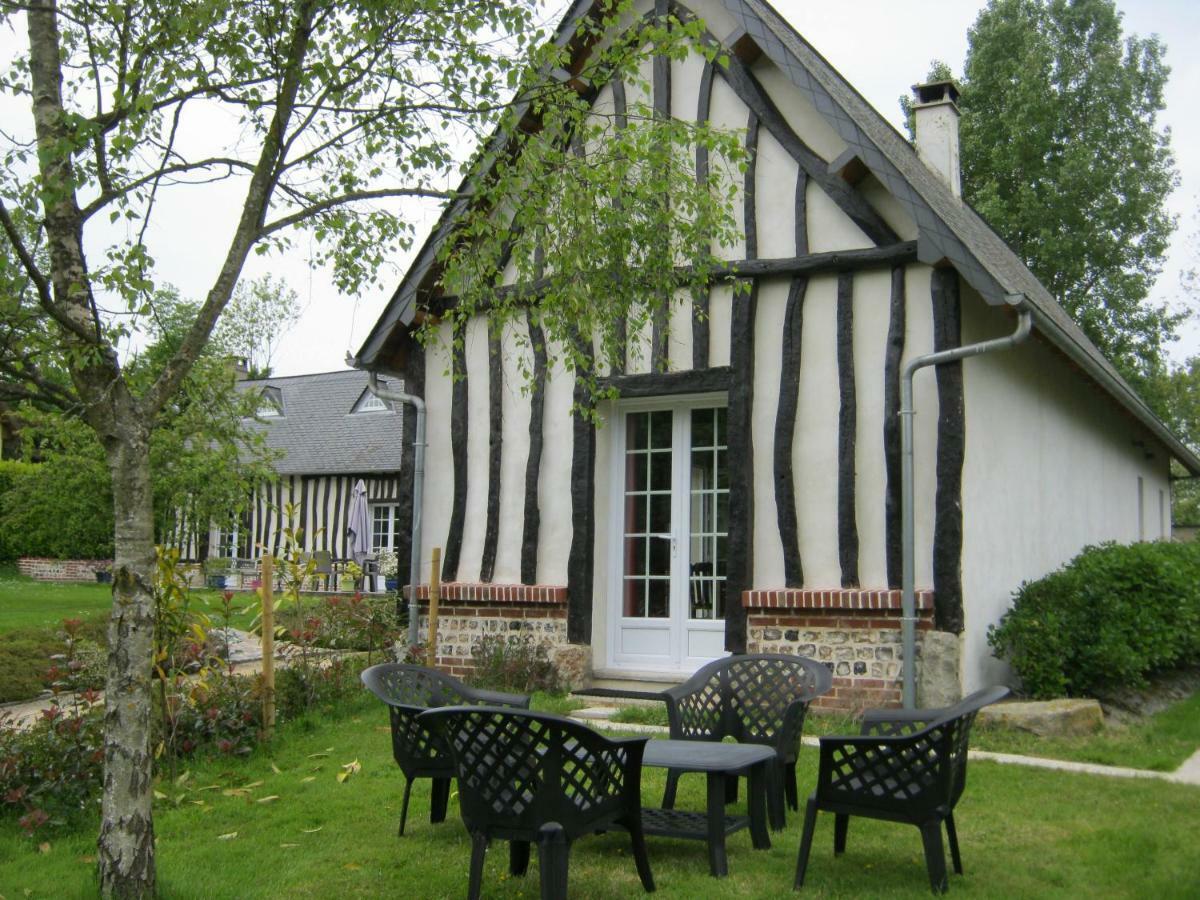 Gite Des Pins Penches Brunville Exterior foto